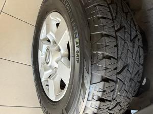 Nissan NP300 Hardbody 2.5TDi double cab Hi-rider - Image 11