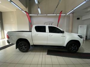 Toyota Hilux 2.4 GD-6 Raider 4X4 automaticD/C - Image 3