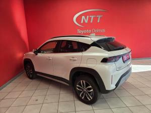 Toyota Starlet Cross 1.5XR - Image 9