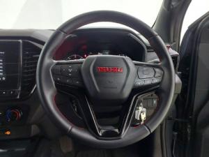 Isuzu D-Max 1.9TD double cab LS X-Rider auto - Image 11