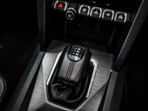 Volkswagen Amarok 3.0TDI V6 double cab Aventura 4Motion - Image 16