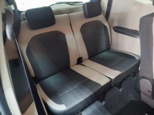 Renault Triber 1.0 Prestige - Image 15