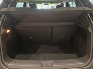 Nissan Magnite 1.0 Turbo Acenta Red Edition manual - Image 13