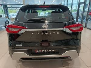 Nissan Magnite 1.0 Turbo Acenta Red Edition manual - Image 4