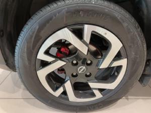 Nissan Magnite 1.0 Turbo Acenta Red Edition manual - Image 8