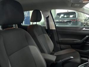 Volkswagen Polo hatch 1.0TSI Life auto - Image 12