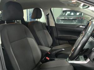 Volkswagen Polo hatch 1.0TSI Life auto - Image 14
