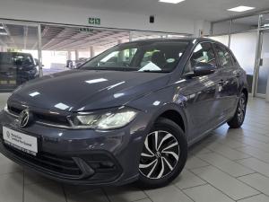 Volkswagen Polo hatch 1.0TSI Life auto - Image 15