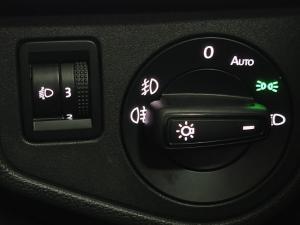 Volkswagen Polo hatch 1.0TSI Life auto - Image 7