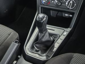 Volkswagen Polo hatch 1.0TSI - Image 13