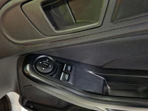 Ford Fiesta 5-door 1.4 Ambiente (aircon+audio) - Image 15