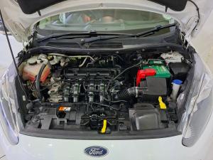 Ford Fiesta 5-door 1.4 Ambiente (aircon+audio) - Image 16