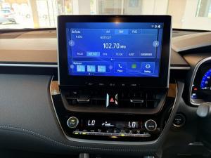 Toyota Corolla Cross 1.8 HEV XS - Image 17