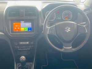 Suzuki Vitara Brezza 1.5 GLX - Image 11
