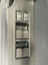 Suzuki Vitara Brezza 1.5 GLX - Image 18