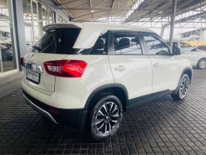 Suzuki Vitara Brezza 1.5 GLX - Image 7