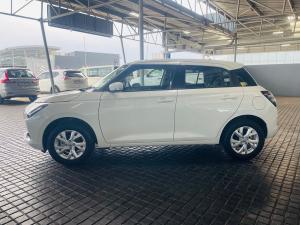 Suzuki Swift 1.2 GL+ auto - Image 4