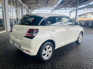 Suzuki Swift 1.2 GL+ auto - Image 7