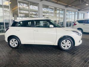 Suzuki Swift 1.2 GL+ auto - Image 8