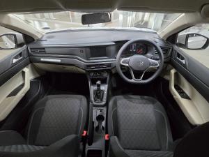 Volkswagen Polo sedan 1.6 auto - Image 11