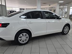 Volkswagen Polo sedan 1.6 auto - Image 13