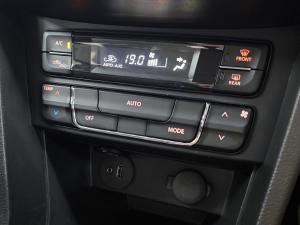 Suzuki Vitara Brezza 1.5 GL auto - Image 7