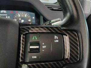 Land Rover Defender 90 D300 X-Dynamic SE - Image 12