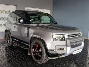 Land Rover Defender 90 D300 X-Dynamic SE - Image 1