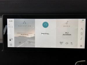 Land Rover Defender 90 D300 X-Dynamic SE - Image 9