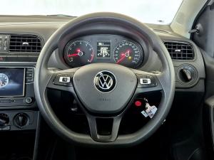 Volkswagen Polo Vivo hatch 1.4 Trendline - Image 15