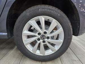 Volkswagen Polo Vivo hatch 1.6 Life - Image 4