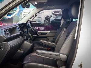 Volkswagen Caravelle 2.0BiTDI Highline 4Motion - Image 10