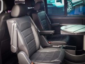 Volkswagen Caravelle 2.0BiTDI Highline 4Motion - Image 13
