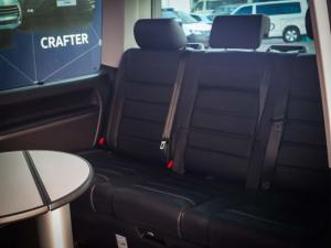 Volkswagen Caravelle 2.0BiTDI Highline 4Motion - Image 6