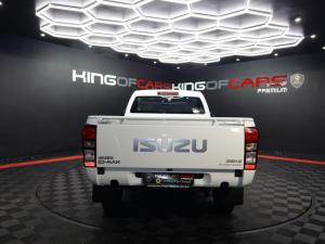 Isuzu D-Max Gen 6 250 single cab Fleetside safety - Image 5