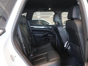 Porsche Cayenne diesel - Image 10