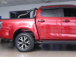 Isuzu D-Max 1.9TD double cab LS X-Rider auto - Image 4