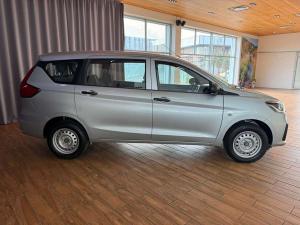 Suzuki Ertiga 1.5 GA - Image 6