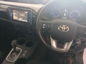 Toyota Hilux 2.8GD-6 4x4 Raider auto - Image 6