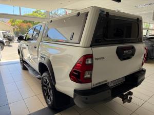 Toyota Hilux 2.8GD-6 double cab 4x4 Legend auto - Image 10