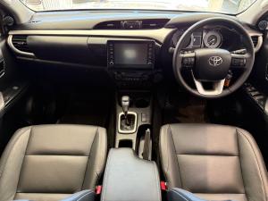 Toyota Hilux 2.8GD-6 double cab Raider auto - Image 6