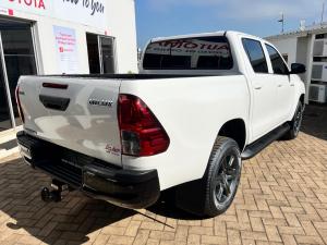 Toyota Hilux 2.4GD-6 double cab Raider auto - Image 2