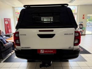 Toyota Hilux 2.8GD-6 double cab Raider auto - Image 4