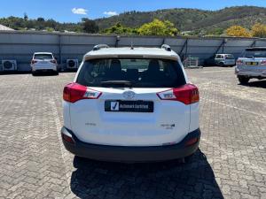 Toyota RAV4 2.2D-4D AWD GX - Image 5