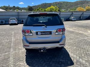 Toyota Fortuner 2.5D-4D - Image 5