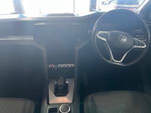 Volkswagen Amarok 2.0BiTDI double cab Life 4Motion - Image 6