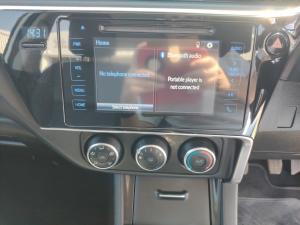 Toyota Corolla 1.6 Prestige - Image 12