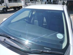 Toyota Corolla 1.6 Prestige - Image 13