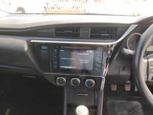 Toyota Corolla 1.6 Prestige - Image 14