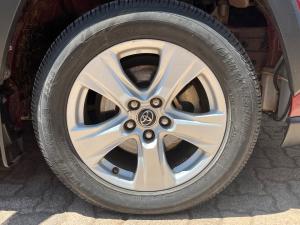 Toyota RAV4 2.0 GX - Image 9